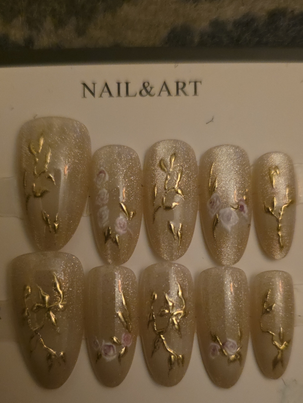 Gold Glitter Press-On Nail Set Size Med
